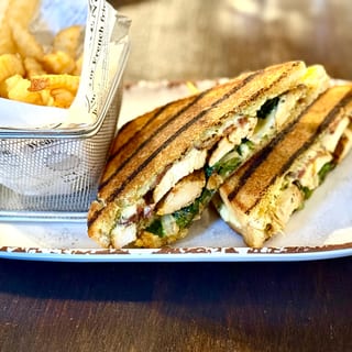 D CHICKEN PANINI