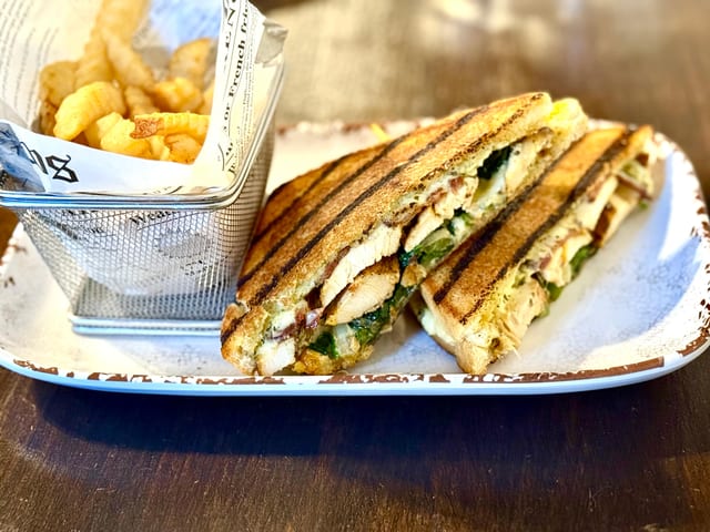 D CHICKEN PANINI