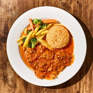 POLLO GUISADO